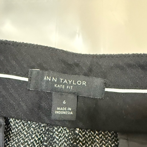 Ann Taylor Herringbone Kate Fit Ankle Trousers - 6 - Picture 2 of 7